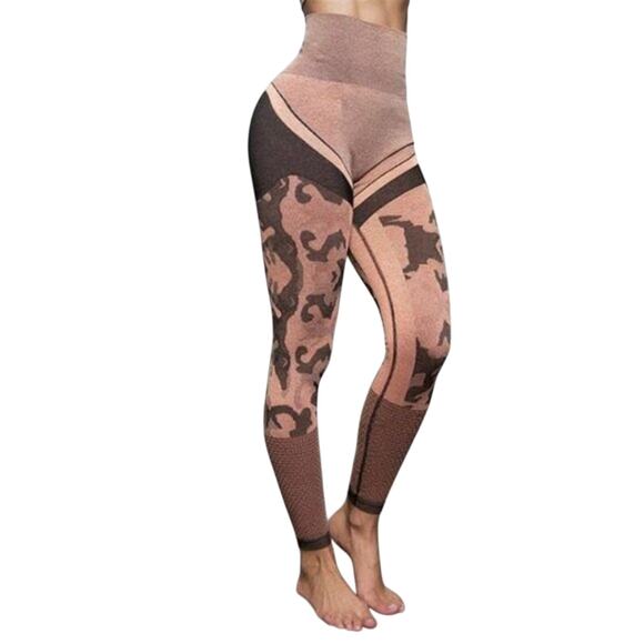 Camouflage Workout Set Top and Leggings | Size S - Picture 4 of 7